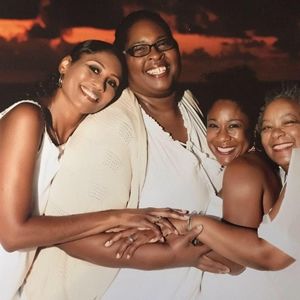 Meet your Posher, Paula